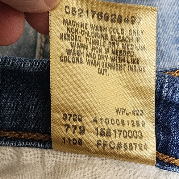 Levi’s Jeans 548 Women's 4 Medium Perfect Slimming Flare Dark Wash 4M - Nice! - Picture 10 of 10